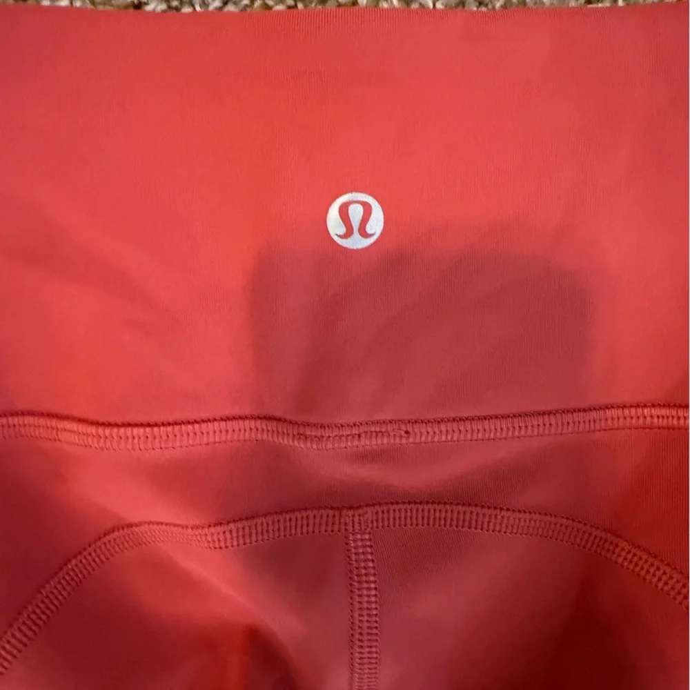 Lululemon women’s 6 Red crop Leggings all the right places Persian red - Picture 9 of 11
